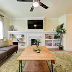 Lemonade Lodge
